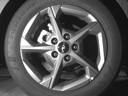 Used 2025 Kia K4 FWD image 15