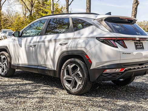 Used 2023 Hyundai Tucson SEL w/ Convenience Package image 4