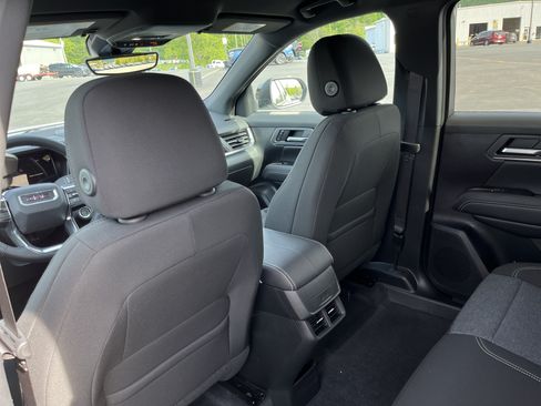 New 2026 GMC Terrain Elevation w/ Technology Package II AWD/4WD image 42