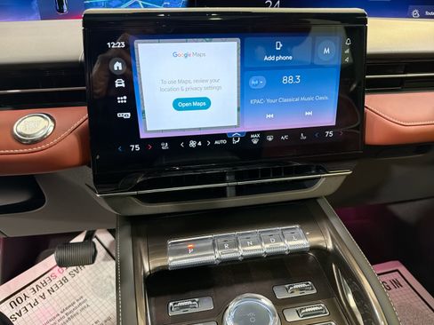 Used 2024 Lincoln Nautilus Black Label image 19