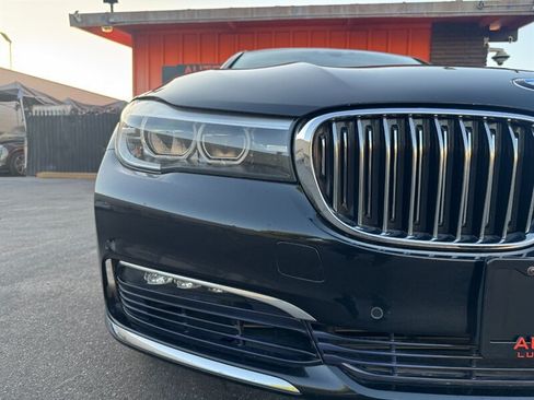 Used 2016 BMW 740i RWD image 3