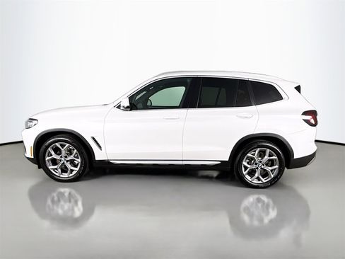 Certified 2023 BMW X3 sDrive30i image 4