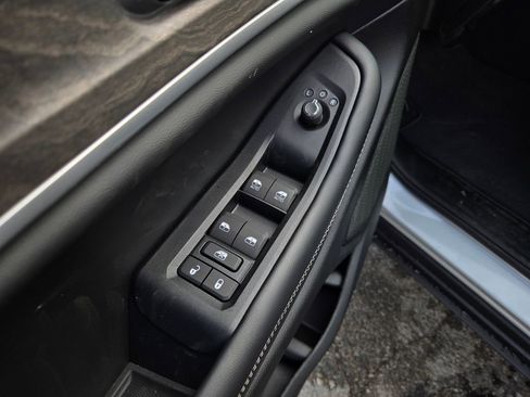 New 2026 Jeep Grand Cherokee L 4WD image 11