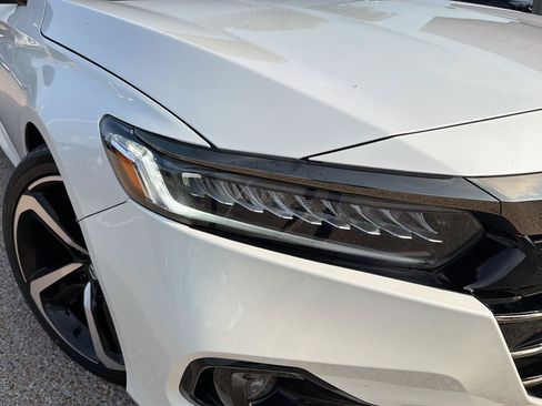 Used 2021 Honda Accord Sport image 9