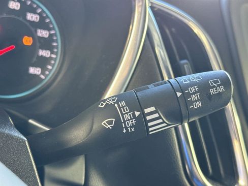 Used 2022 Chevrolet Equinox LT image 28