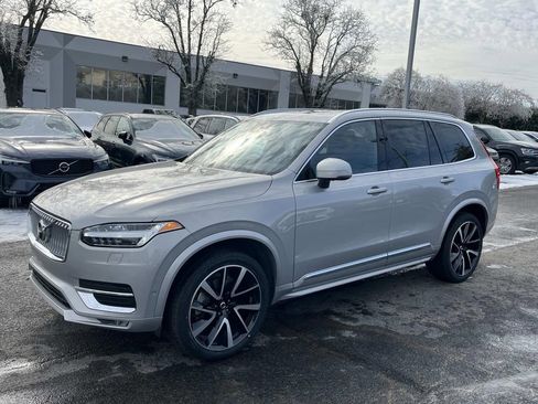 Used 2024 Volvo XC90 B5 Plus image 33