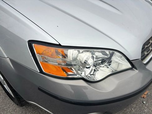 Used 2007 Subaru Outback 2.5i image 4