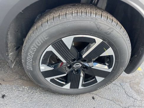 New 2026 Nissan Kicks SV w/ Cold Weather Package AWD/4WD image 29
