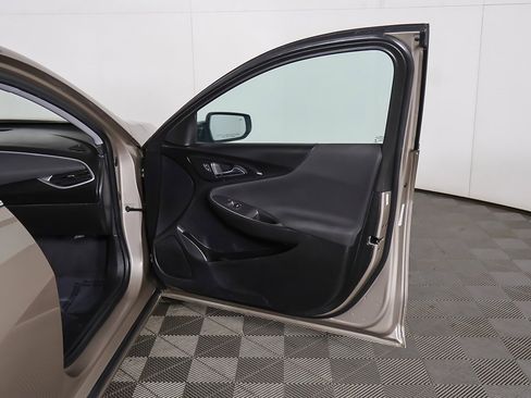 Used 2023 Chevrolet Malibu LT w/ Driver Confidence Package image 17