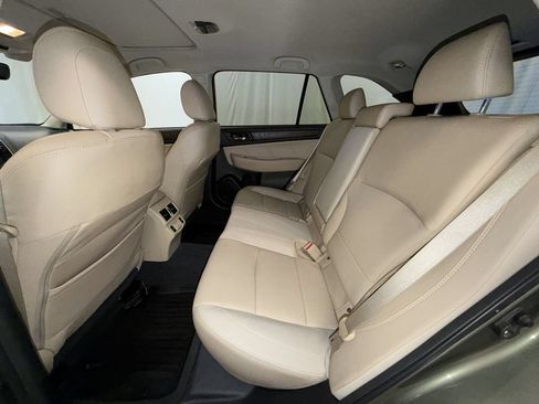 Used 2019 Subaru Outback 2.5i Limited AWD/4WD image 12