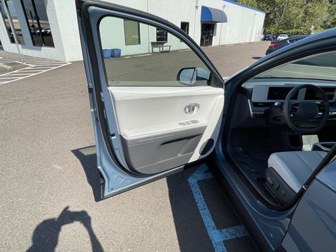 Certified 2023 Hyundai Ioniq 5 SEL w/ Cargo Package AWD/4WD image 16
