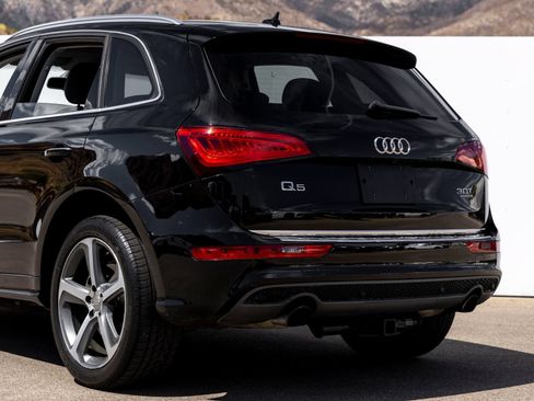 Used 2017 Audi Q5 3.0T Premium Plus w/ Technology Package AWD/4WD image 5