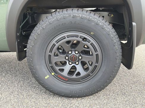 New 2026 Nissan Frontier PRO-4X w/ Pro-4x Convenience Package AWD/4WD image 34