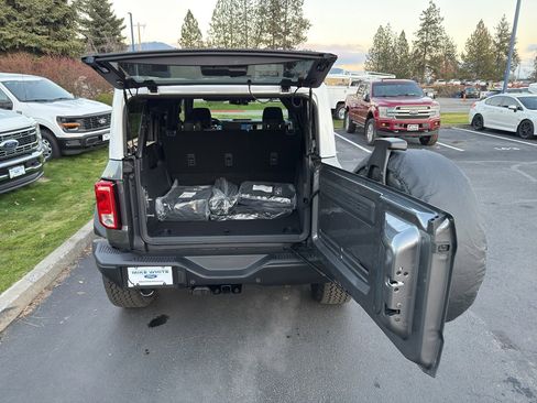 New 2025 Ford Bronco Heritage Edition AWD/4WD image 14