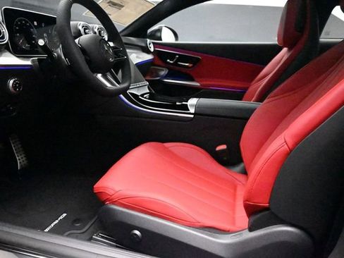 New 2026 Mercedes-Benz CLE 300 4MATIC Coupe image 17