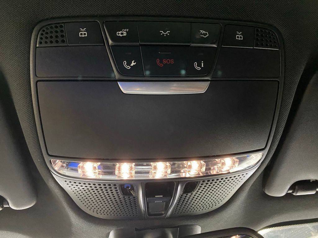 Used 2019 Mercedes-Benz GLC 43 AMG 4MATIC image 20