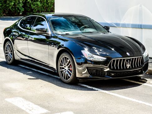 Used 2020 Maserati Ghibli S Q4 AWD/4WD image 10