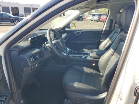 New 2026 Lincoln Aviator Reserve w/ Jet Appearance Package AWD/4WD image 11