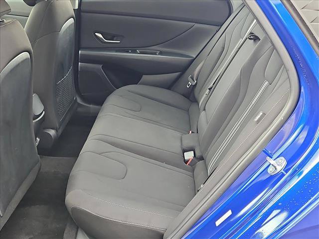 Used 2025 Hyundai Elantra SEL FWD image 20