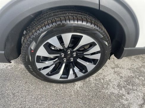 New 2026 Ford Explorer Platinum w/ LUX Leather Package image 18