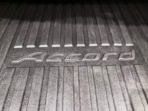 Used 2015 Honda Accord EX-L image 40