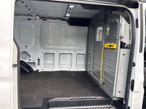 Used 2019 Ford Transit 150 130 Low Roof RWD image 11