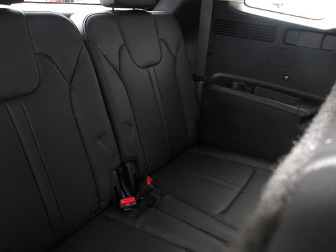 Used 2023 Kia Sorento SX AWD/4WD image 21