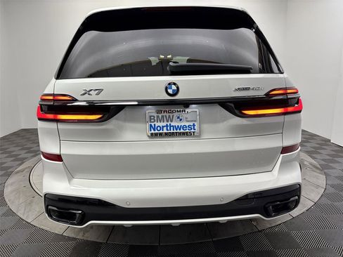 New 2026 BMW X7 xDrive40i w/ M Sport Package image 15