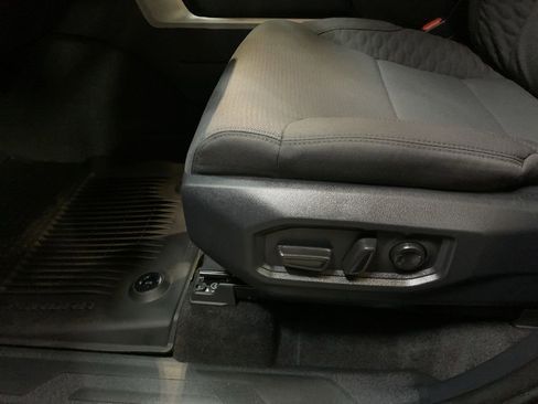 New 2026 Toyota Tundra SR5 image 9