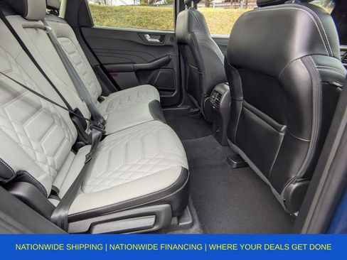 Used 2023 Ford Escape SE w/ PHEV Premium Package image 16