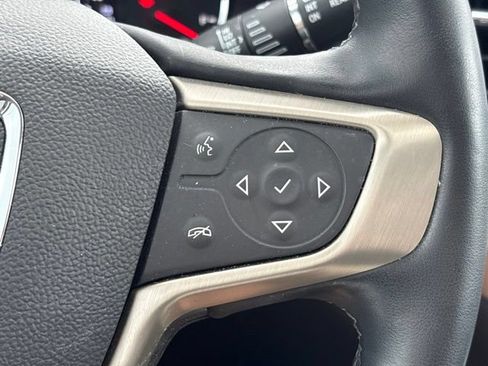 Used 2023 GMC Acadia Denali w/ Denali Ultimate Package AWD/4WD image 19