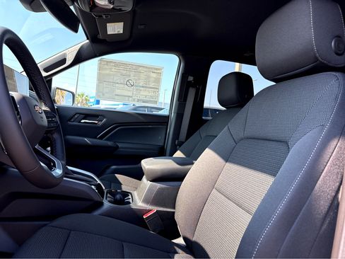 New 2025 Chevrolet Colorado LT w/ Advanced Trailering Package image 15