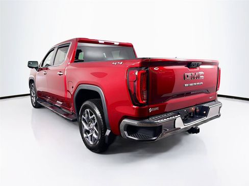 Used 2023 GMC Sierra 1500 SLT w/ SLT Premium Package AWD/4WD image 9