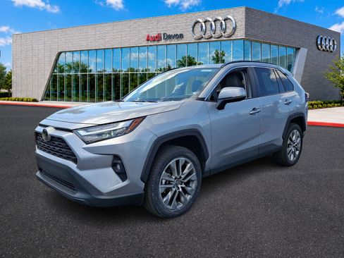 Used 2023 Toyota RAV4 XLE Premium AWD/4WD image 3