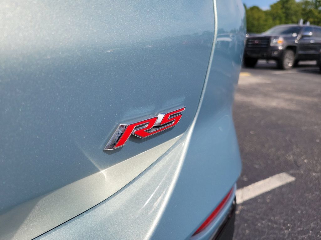 Used 2022 Chevrolet Equinox RS w/ Infotainment Package FWD image 10