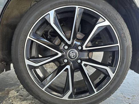 Used 2019 Toyota Yaris L FWD image 21