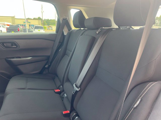 Used 2024 Nissan Rogue S AWD/4WD image 24