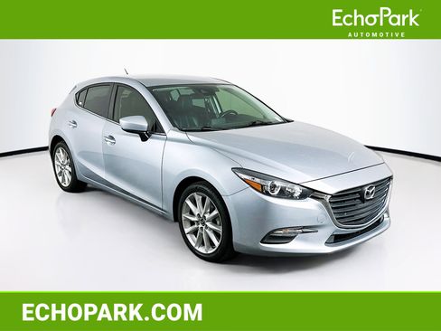 Used 2017 MAZDA MAZDA3 Touring image 1