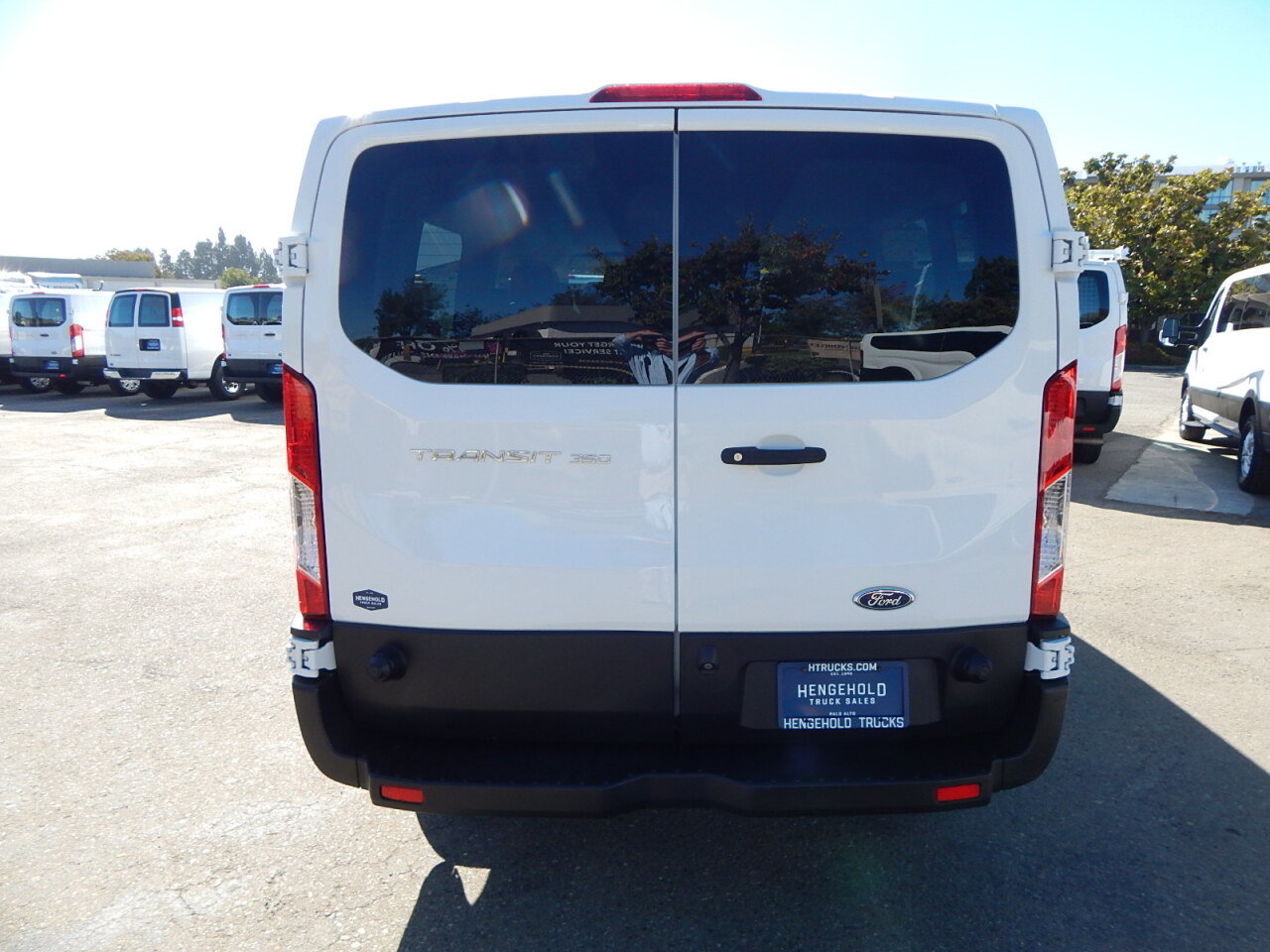 Used 2018 Ford Transit 350 XL RWD image 7