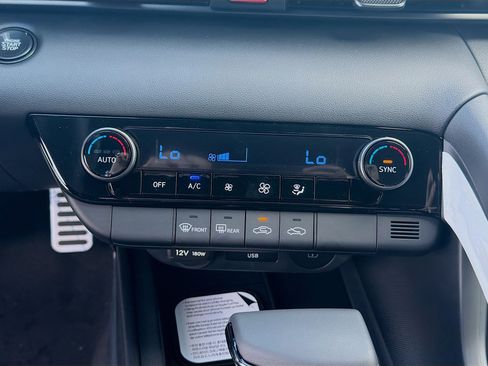 New 2026 Hyundai Elantra Sport FWD image 12
