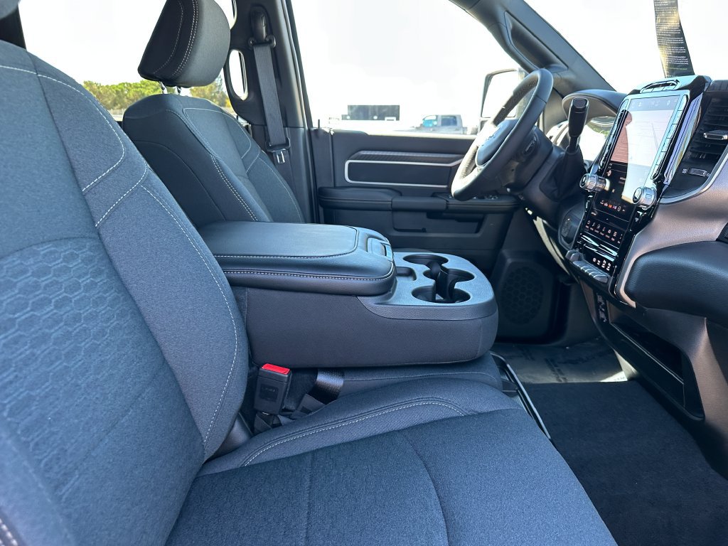 New 2026 RAM 2500 Big Horn AWD/4WD image 14