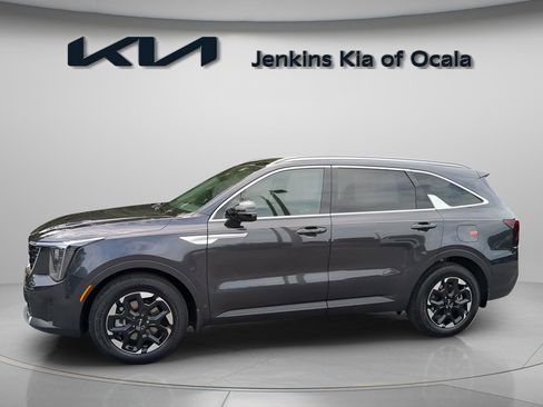 New 2026 Kia Sorento S w/ S Panoramic Sunroof Package image 1