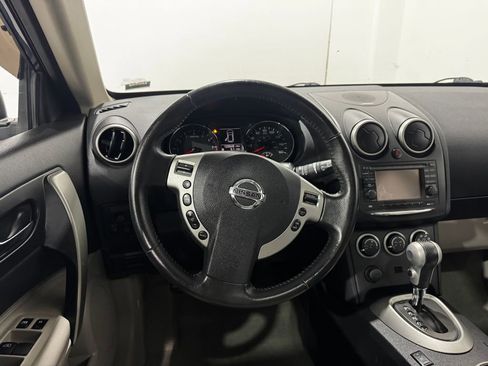 Used 2013 Nissan Rogue SL AWD/4WD image 4