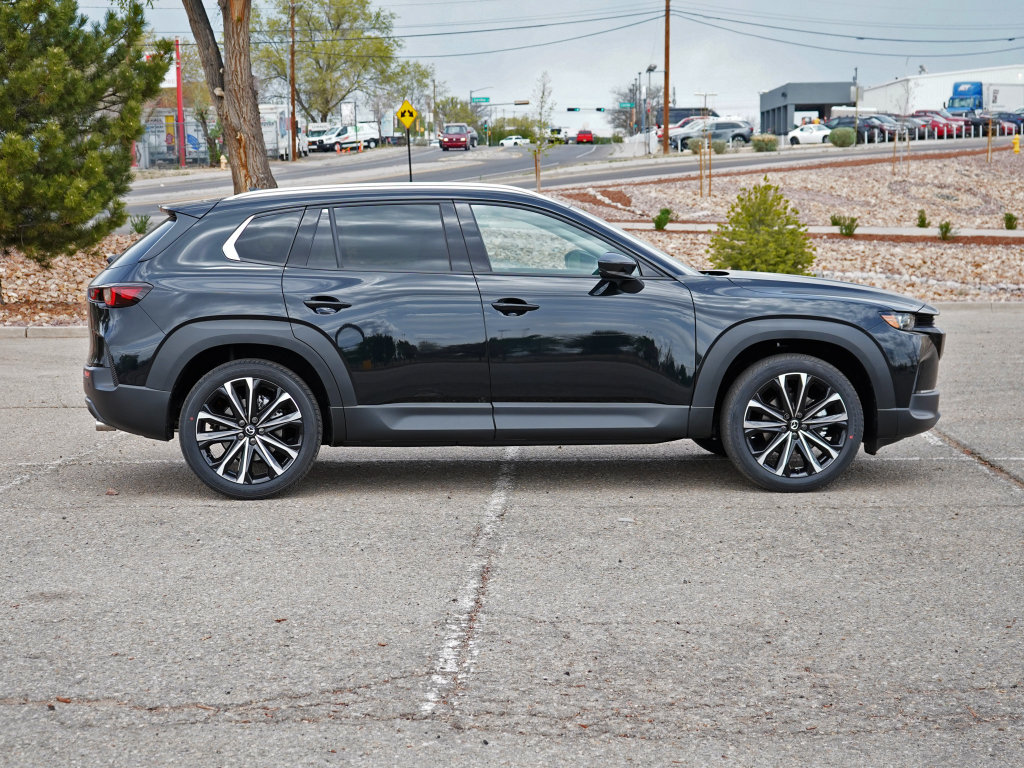 Used 2026 MAZDA CX-50 AWD 2.5 S w/ Cargo Package image 12