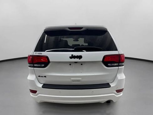 Used 2020 Jeep Grand Cherokee Altitude image 8