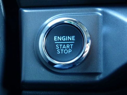 New 2026 Ford F150 XLT w/ Equipment Group 302A MID image 32