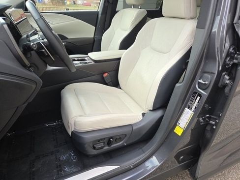 Used 2025 Lexus RX 350 AWD image 6