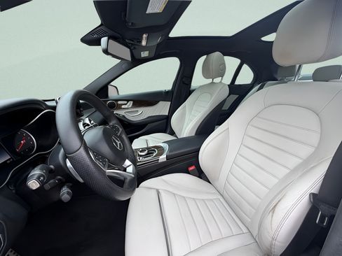 Used 2018 Mercedes-Benz C 300 4MATIC Sedan image 10