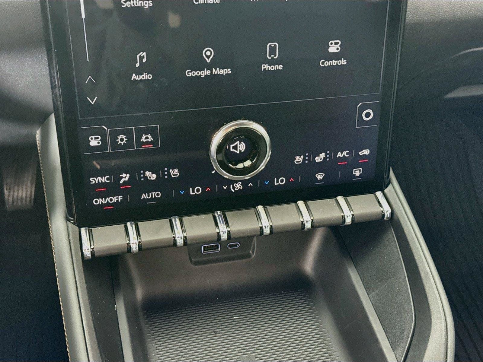 New 2027 GMC Terrain AT4 w/ Convenience Package III AWD/4WD image 10