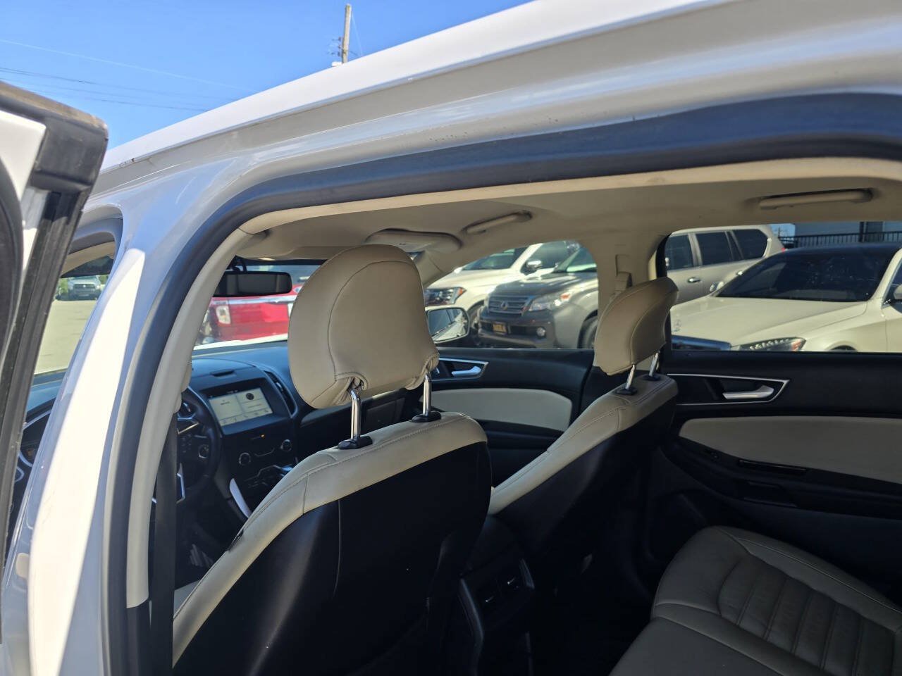 Used 2016 Ford Edge SEL w/ Equipment Group 201A AWD/4WD image 11